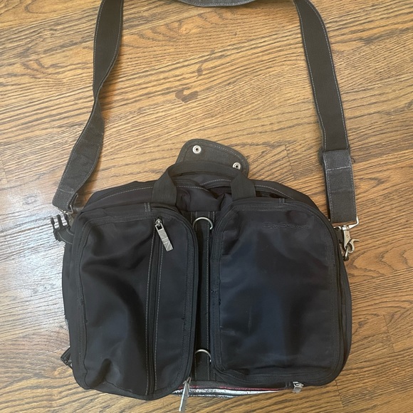 Ben Sherman messenger bag.  Perfect for laptop. - Picture 1 of 4